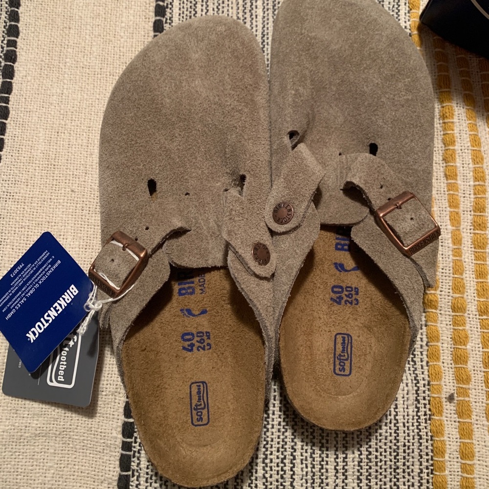 Birkenstock Boston Soft Footbed Taupe Size 40. Show of the season !